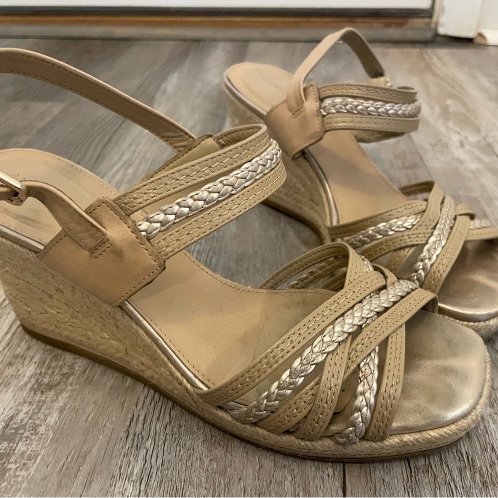 ANTONIO MELANI Tan and Cream Wedge Sandals